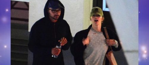 Jesse Williams and Minka Kelly were spotted on a movie date in West Hollywood. Image via YouTube/empressive
