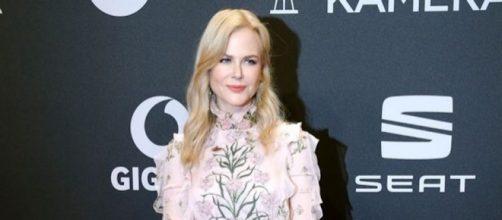 Nicole Kidman Goldene-Kamera-2017-Red-Carpet-Arrivals - Mirror.co.uk