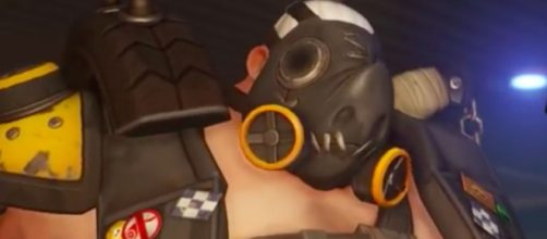 Roadhog is one of the tank characters in 'Overwatch' (image source: YouTube/IGN)