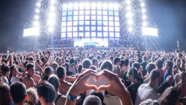 EMF - Festival crowd - 2013 - CC BY