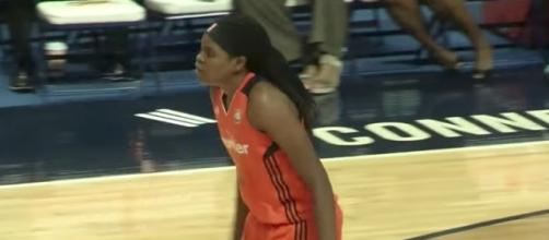 Jonquel Jones helped lead Connecticut to its fifth-straight win with a double-double on Wednesday. [Image via WNBA/YouTube]