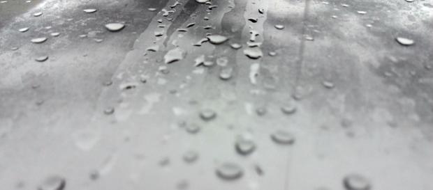 Fotografía tomada en el último piso de un edificio en la Ciudad de México, luego de terminada una tormenta. Fotografía tomada en el último piso de un edificio en la Ciudad de México, luego de terminada una tormenta.