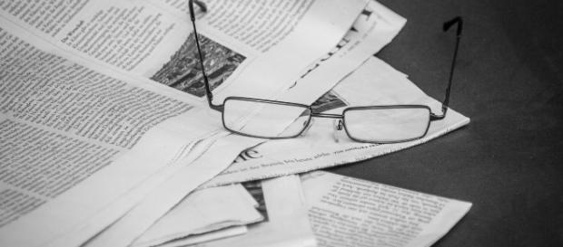La verdadera escritura es aquella que vincula la prudencia, la mesura y la seguridad del qué decir. La verdadera escritura es aquella que vincula la prudencia, la mesura y la seguridad del qué decir.