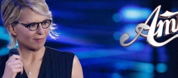 Maria De Filippi dura contestazione sul web Maria De Filippi dura contestazione sul web