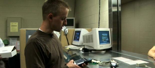 Most computer engineers prefer casual clothing over business attire. Photo via Pennsylvania College of Technology, YouTube. Most computer engineers prefer casual clothing over business attire. Photo via Pennsylvania College of Technology, YouTube.