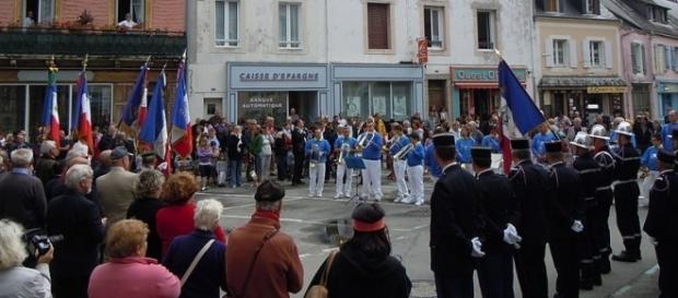 Bastille Day celebrations (credit: Dominique Bocchi – wikimediacommons) Bastille Day celebrations (credit: Dominique Bocchi – wikimediacommons)