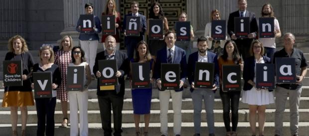 Consenso para tratar una Ley contra la violencia infantil Consenso para tratar una Ley contra la violencia infantil