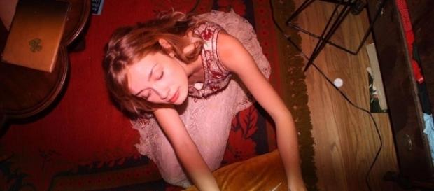 De Alex Turner para Alexandra Savior: conheça a protegida do líder ... - com.br De Alex Turner para Alexandra Savior: conheça a protegida do líder ... - com.br