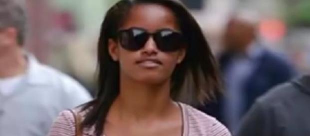 Malia Obama (Photo credit: YouTube screenshot) Malia Obama (Photo credit: YouTube screenshot)
