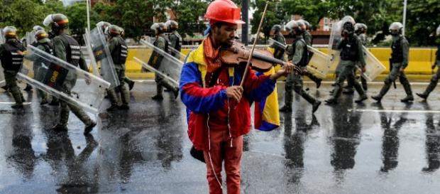 AFP news agency on Twitter: "Wuilly Arteaga, who has protested ... - twitter.com AFP news agency on Twitter: "Wuilly Arteaga, who has protested ... - twitter.com