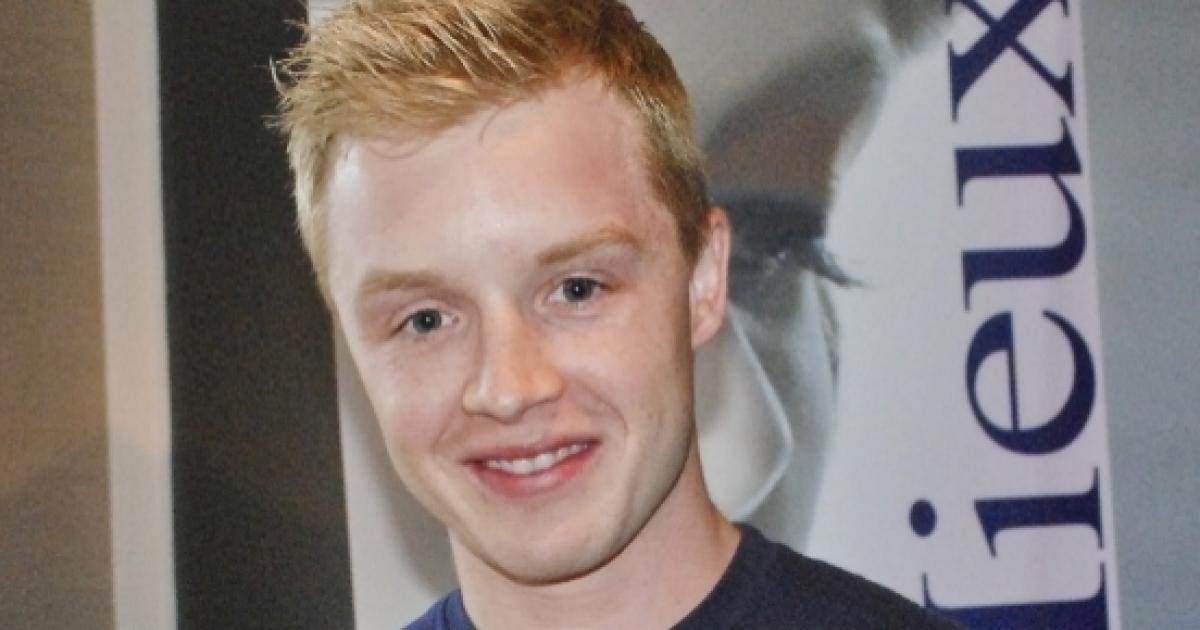 'Shameless' star Noel Fisher marries girlfriend Layla Alizada