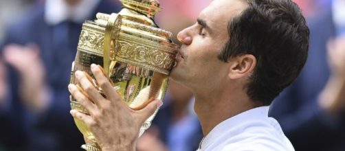 Roger Federer gana la copa de Wimbledon sin ningún grado de dificultad