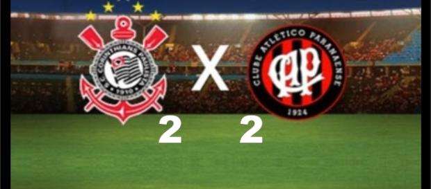O Atlético-PR comemorou o empate com o Corinthians e o time está mais confiante O Atlético-PR comemorou o empate com o Corinthians e o time está mais confiante