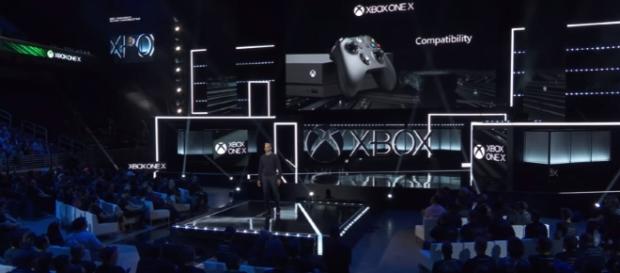 Xbox One X - Reveal E3 2017 $499 - Image - Centerstrain01 - YouTube Xbox One X - Reveal E3 2017 $499 - Image - Centerstrain01 - YouTube