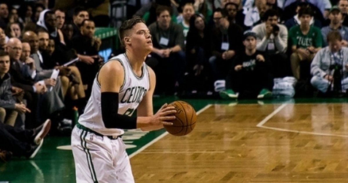 Jonas Jerebko to play for Utah Jazz? Insiders say he signed 8.2M contract