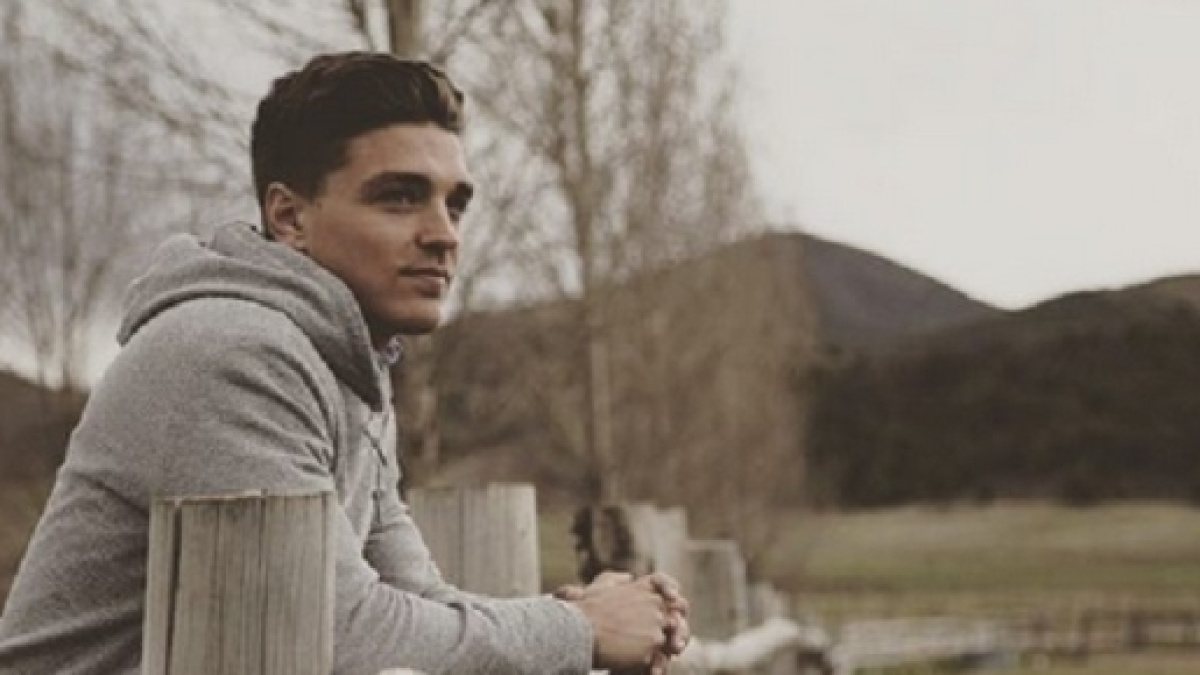 'The Bachelorette' sneak peek hometown date for Dean Unglert and Rachel