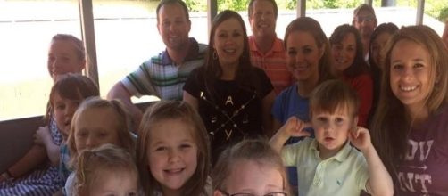 '19 Kids and Counting' Jim Bob and Michelle Duggar family / Photo via Duggar Family , Facebook