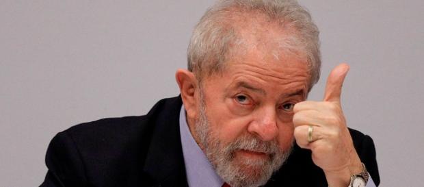 O PT compra a imprensa com seu dinheiro. O PT compra a imprensa com seu dinheiro.