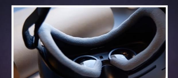 Pacific VR headset - YouTube/Engadget Channel Pacific VR headset - YouTube/Engadget Channel