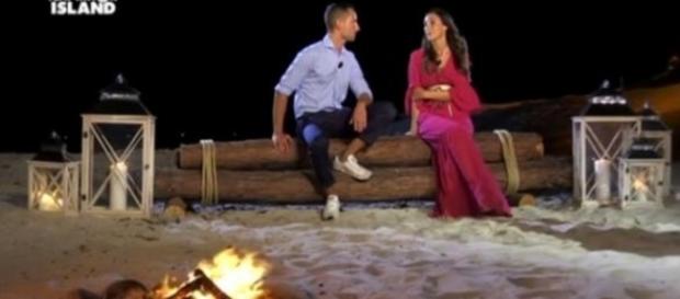 Temptation Island, Ruben e Francesca al confronto Temptation Island, Ruben e Francesca al confronto