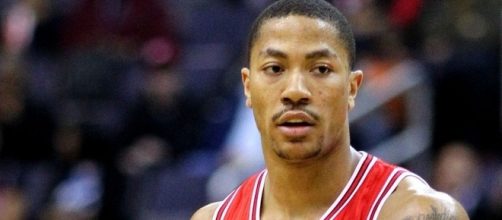 Derrick Rose as a member of the Chicago Bulls (Via Wikimedia Commons).