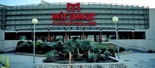 Photo Miramar Parque shopping center Fuengirola Image credit / YouTube/ Centro Comercial Miramar