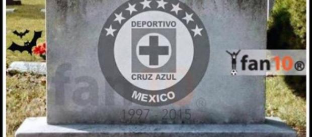 Carlos Reyes - sopitas.com "Aquí yacen las esperanzas de ver a Cruz Azul Campeón" Carlos Reyes - sopitas.com "Aquí yacen las esperanzas de ver a Cruz Azul Campeón"