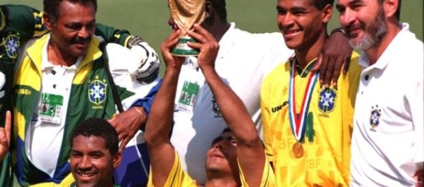 Romário foi um dos símbolos da conquista brasileira Romário foi um dos símbolos da conquista brasileira