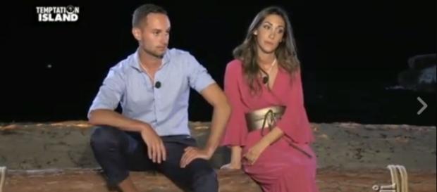 Temptation island - Ruben e Francesca al falò Temptation island - Ruben e Francesca al falò