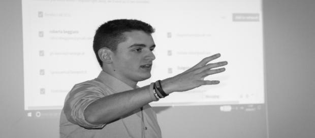 Un primo piano del Social Media Coach, Davide Dal Maso. Un primo piano del Social Media Coach, Davide Dal Maso.
