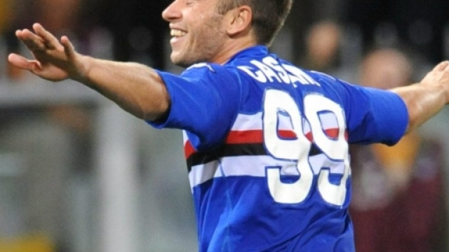 Antonio Cassano con la maglia numero 99 della Sampdoria - rompipallone.it