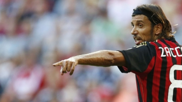 Cristian Zaccardo cerca una nuova squadra su... Linkedin - IL BUZZ - eurosport.com