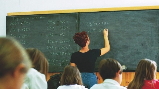 Graduatorie di Istituto e Graduatorie ad Esaurimento: apertura ... - centrostudiulisse.it