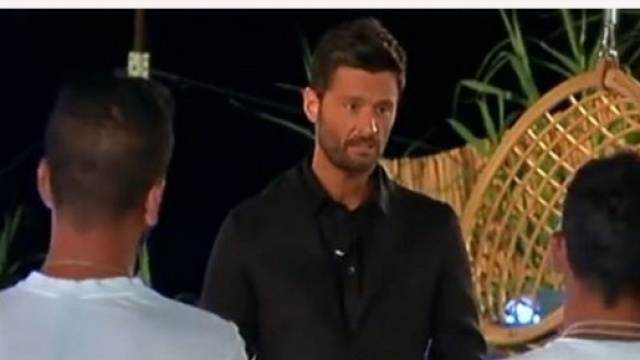 Temptation Island 2017, news 5^ puntata: contatti fisici e decisioni importanti