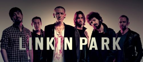 Chester Bennington Linkin Park | https://upload.wikimedia.org/wikipedia/commons/0/05/Linkin_Park_Logo_y_Mienbros.jpg