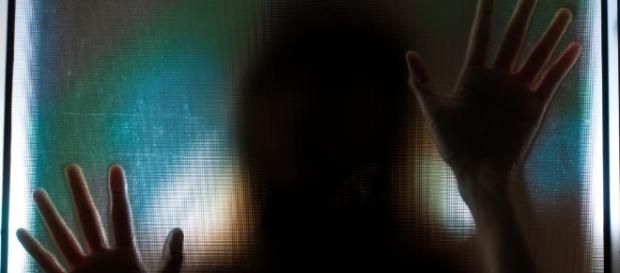 A dona de casa não conseguiu reagir a ação dos bandidos (Foto: Reprodução) A dona de casa não conseguiu reagir a ação dos bandidos (Foto: Reprodução)