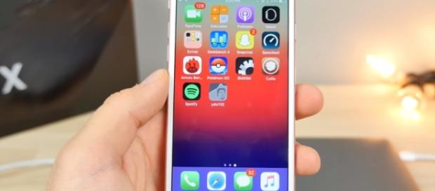 Jailbreak/ EverythingApplePro / Youtube Screenshot Jailbreak/ EverythingApplePro / Youtube Screenshot