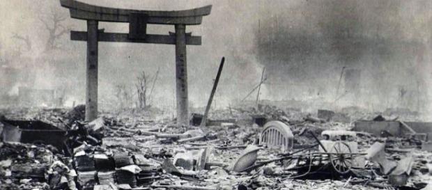 Recordando las víctimas de Hiroshima y Nagasaki - dailymail.co.uk Recordando las víctimas de Hiroshima y Nagasaki - dailymail.co.uk