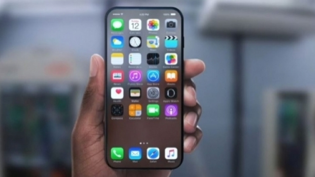 iPhone 8 problemi di disponibilit&agrave; per lo smartphone di Apple