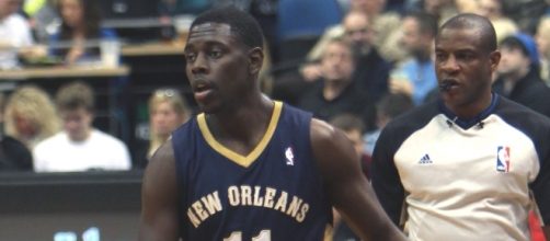Point guard Jrue Holiday agreed to a five-year deal worth $126 million with Pelicans – TonyTheTiger via WikiCommons