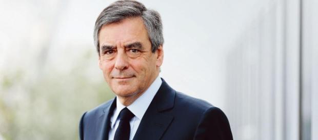 François Fillon : «Je suis candidat et j'irai jusqu'à la victoire» - lefigaro.fr François Fillon : «Je suis candidat et j'irai jusqu'à la victoire» - lefigaro.fr