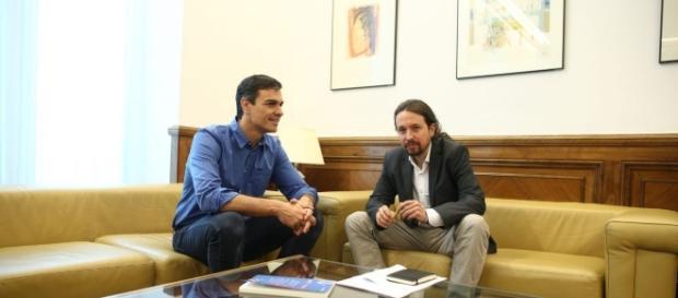Pedro Sánchez y Pablo Iglesias durante su última reunión en el Congreso de los Diputados. Pedro Sánchez y Pablo Iglesias durante su última reunión en el Congreso de los Diputados.