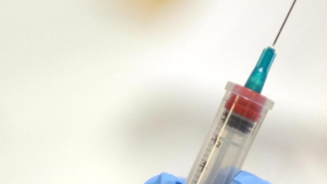 Via libera al Piano vaccini, ma si proceder&agrave; per gradi - lastampa.it