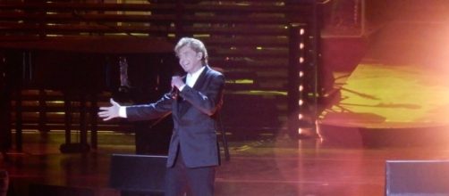 Barry Manilow reportedly in failing health. Photo Credit: Flickr