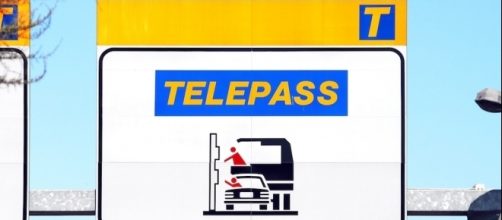 Con Telepass si potranno pagare anche le multe e la benzina grazie al circuito Pay