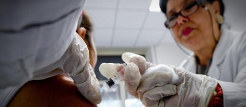 Decreto vaccini approvato al Senato