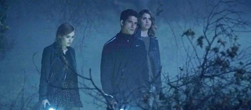 Teen Wolf' Season 6 Spoilers: Lydia Tries To Remember A Loved One ... -[Image source: Youtube Screen grab]