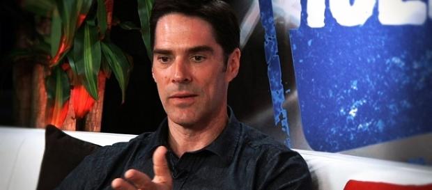 Thomas Gibson as Aaron Hotchner in "Criminal Minds" - Young Hollywood/YouTube Screenshot Thomas Gibson as Aaron Hotchner in "Criminal Minds" - Young Hollywood/YouTube Screenshot