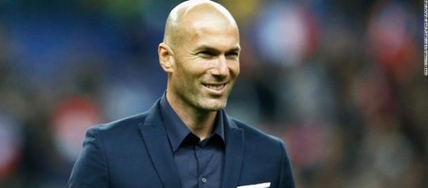 Zinedine Zidane, durante un encuentro con el Madrid Zinedine Zidane, durante un encuentro con el Madrid