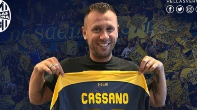 Clamoroso! Cassano lascia il Verona e annuncia il ritiro, poi ci ... - ilbianconero.com